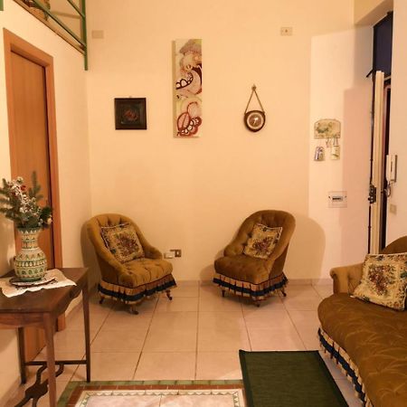 B&B Il Nespolo Salerno Exterior foto